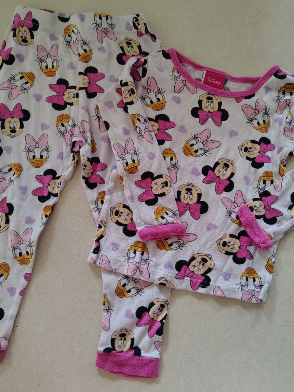 Disney Minnie Mouse pajamas. Size 4T. GUC.